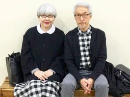 Двое японцев живут вместе уже 38 лет. И каждый день выходят из дому в «одинаковой» одежде