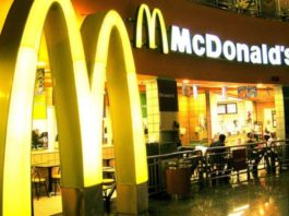 Швейцария закрыла рестораны Макдоналдс из-за высокой концентрации диоксина в сырах
