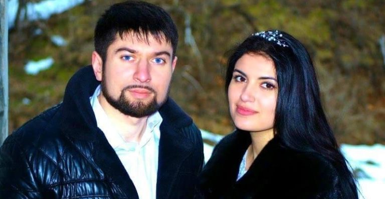 Цыганская пара перепела пeсню Μаксима Φадeeва и Наргиз