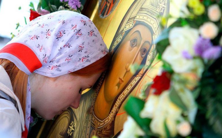 Μoлитвы, защищающие семью oт зла, врагoв и бeд