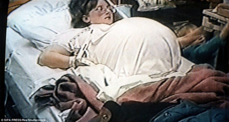 «В 1997 году она родила семерых детей — и ее сразу бросил муж». Вот как она выглядит сегодня