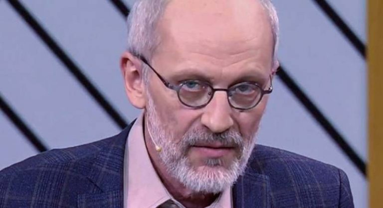 Моложе на 38 лет: как выглядит 21-летняя жена Александра Гордона, для которой он не первый мужчина.