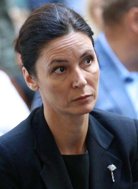 “Измена мужа уничтожила ее”. Куда пропала 57-летняя Лидия Вележева