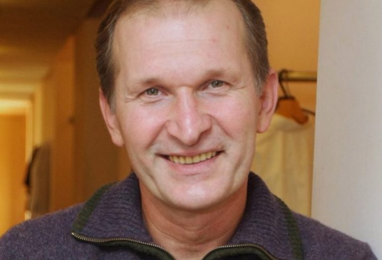 “За жену порву любого”. Как выглядит жена Добронравова, которую он боготворит даже спустя 42 года совместной жизни
