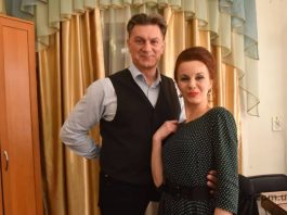 Уехал из РФ и поселился в селе неподалеку от родного Киева. Как выглядит жена и особенная дочь Зубкова