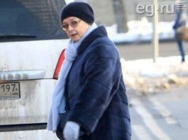 Совершенно неузнаваема. Как выглядит сейчас 65-летняя звезда фильма “Москва слезам не верит”
