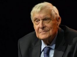 В честь своего юбилея знаменитый актер вновь признался в любви к избраннице, с которой он вместе уже 63 года