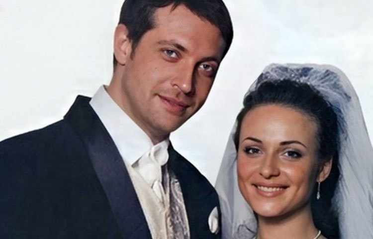 В отличие от многих других, 38-летняя Анна Снаткина заявила, что до 30 лет ни с кем не жила вместе