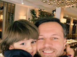 Был нужен только с деньгами и ролями. Пронин встретился с сыном после развода