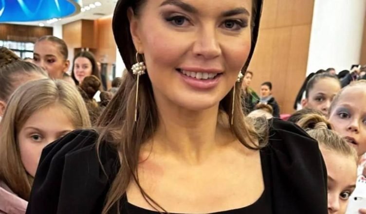 Сын Алины Кабаевой, одной из самых известных гимнасток России ...