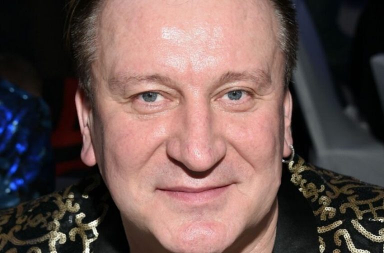 Отказывается ехать на Донбас: Сергей Пенкин рассказал о трудностях и урезанных гонорарах