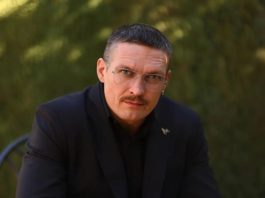 Верен одной женщине 15 лет и воспитывает 4 детей: как выглядит семья украинского спортсмена Александра Усика