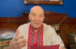 Покинувший Россию Александр Филиппенко собирает деньги и помогает Украине