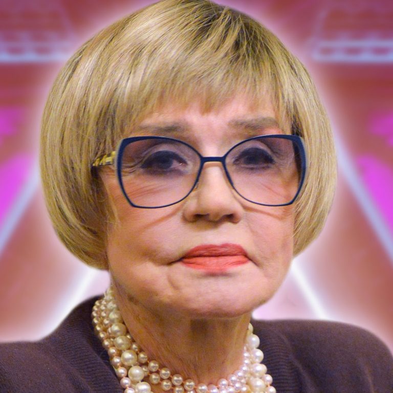Прячет глаза от журналистов. 83-летняя Алентова избегает представителей прессы из-за пластики