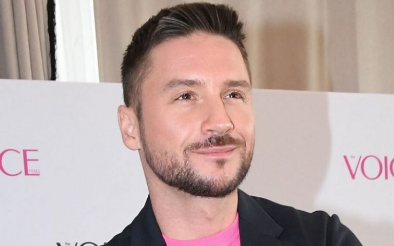 «Тут и без ДНК всё понятно»: Лазарев показал подросших детей, как две капли похожих на него