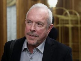 «Идите на..!» — Андрей Макаревич публично послал российского журналиста и пообещал дать «бешенный концерт в Киеве»