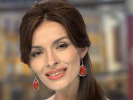 «Маму перегнал»: Надежда Грановская озадачила Сеть снимками взрослого сына