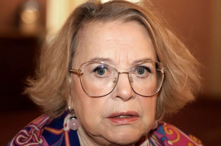 Нашла свое место рядом с Тальковым. Как выглядит последнее пристанище Талызиной