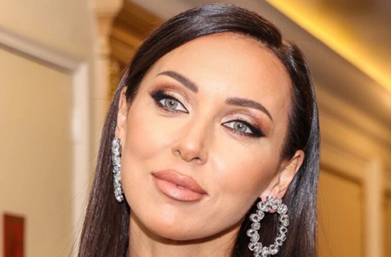 Выдохнула и стала показывать сына: После развода с Абрамовым Алсу изменилась