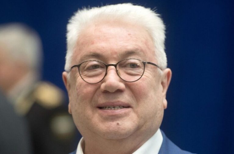 «На эстраде мало кто удержался столько лет вместе»: Дочь Винокура показала фото родителей, которые вместе уже 50 лет