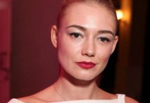 Второй муж актрисы Акиньшиной, грузин по происхождению, поймал ее на измене с поличным, что привело к разрыву их брака