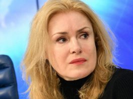 «Столкнулась с омерзительным зрелищем — люди плясали под Сердючку и „Червону руту“»: Шукшина возмутилась танцами под украинские хиты и предложила «проучить» фанатов