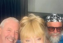 «Невозможно не отметить, как похорошела» — похорошевшая Пугачева записала селфи видео на концерте друга в Израиле