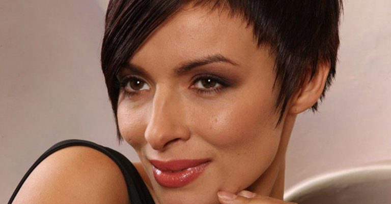 Вот дает! 43-летнюю Грановскую нашли в Испании в сетчатом свитере без бра