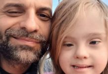 Двадцать семей отказались от девочки-сироты с синдромом Дауна: как она изменилась после того, как ее забрал одинокий мужчина?