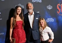 Как выглядит 16-летняя дочь Мела Гибсона от российской пианистки