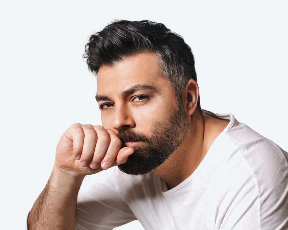 Алексей Чумаков (Aleksey Chumakov) биография, фото, фильмография, спектакли. Актер, режиссер, музыкант