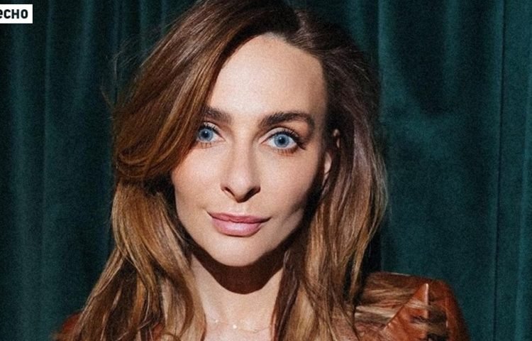 “В 40 лет могу заниматься ерундой: прилетать ночью в Ереван к Арсену, болтать, любить и быть любимой”. Варнава откровенно рассказала, почему не стала матерью