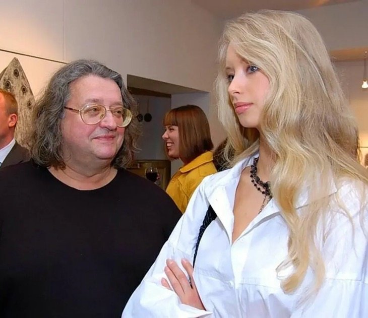 “Тащила на себе мешок с золотом и не могла его бросить”. В Сети считают, что Коташенко быстро постарела рядом с Градским