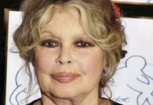 “Лучше бы я родила собаку”. На церемонии прощания с Бардо единственный сын дивы, отвергнутый матерью почти сразу после рождения, не смог сдержать слез