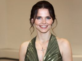 «Ей предрекли сломанную судьбу»: как резкие слова отца пошатнули уверенность Елизаветы Боярской?