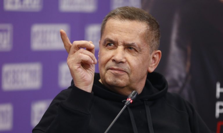 Образ примерного семьянина дал трещину: как Расторгуев ушёл из семьи к костюмерше, которая моложе него на 13 лет