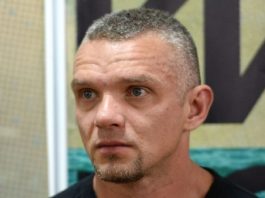 Слетел с катушек? Владимир Епифанцев бросил жену ради её подруги, а потом связал жизнь с девушкой младше на 24 года