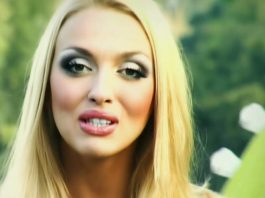 “В неї прекрасні зуби як і все інше!” Полякова заступилась за дочь в комментариях