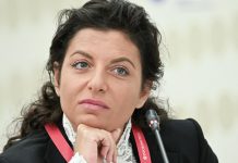 «Без парика и без защиты»: Симоньян показалась публике в уязвимом виде, а Кушанашвили выступил с резким протестом