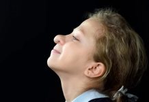 “Она стеснялась очень”. 11-летней Варе сделали операцию по коррекции носа