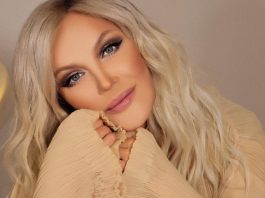 «Я сказала маме: “Хоронить тебя будут без меня”»: Повалий показала мать и сделала откровенное признание