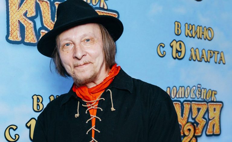 Дочь Охлобыстина показала целующихся родителей, а пользователи Сети написали: “Бесконечные роды забрали молодость и красоту”