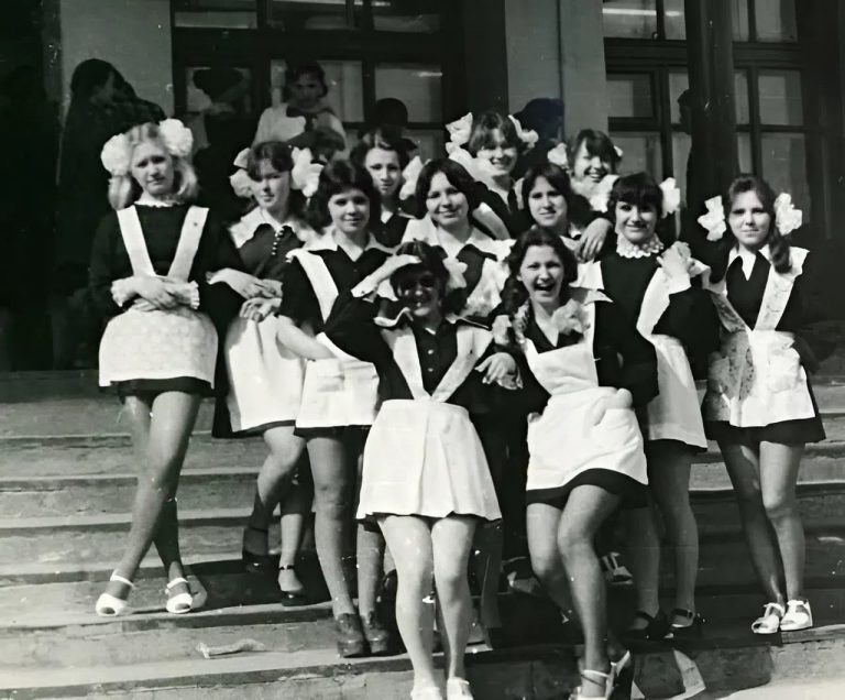 Какими были выпускницы 1970-х годов внешне