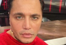 Пока жена занята работой! Солнцев встал на каблуки в США и заставил Сеть говорить о браке шёпотом