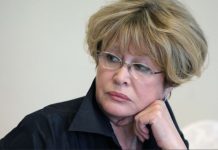 «Отец — не по крови»: дочь Нееловой спустя годы ответила за обиду матери