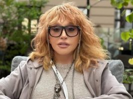 «Может, пора уступить сцену молодым?» Новая песня Пугачёвой о жизни в эмиграции вызвала жаркие споры