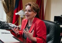 «Такая бабка стала»: изменения во внешности одной из самых красивых актрис потрясли Сеть