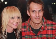 Двадцать лет верности: Орбакайте показала снимок с мужем, с которым вместе уже два десятилетия