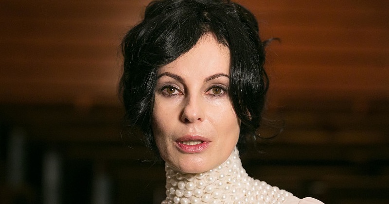 Одноклассники ей завидовали и называли «блатной». Как сегодня выглядит дочь Апексимовой и почему сменила фамилию