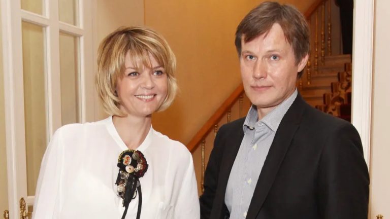 «Празднует с детьми, а жены рядом нет»: юбилей Гордина вновь подогрел слухи о проблемах в семье